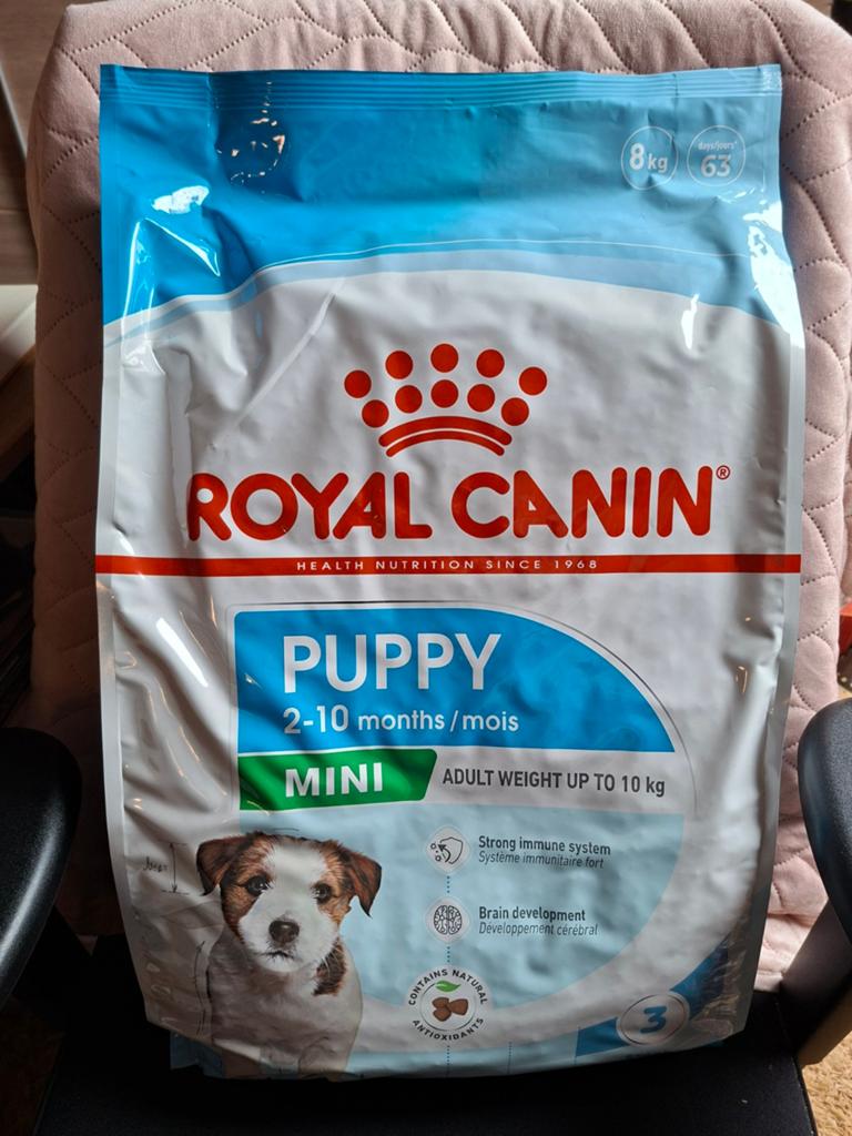 Royal Canin puppy voer 8 kilo houdbaar tot juli 2027, Ophalen, Hond