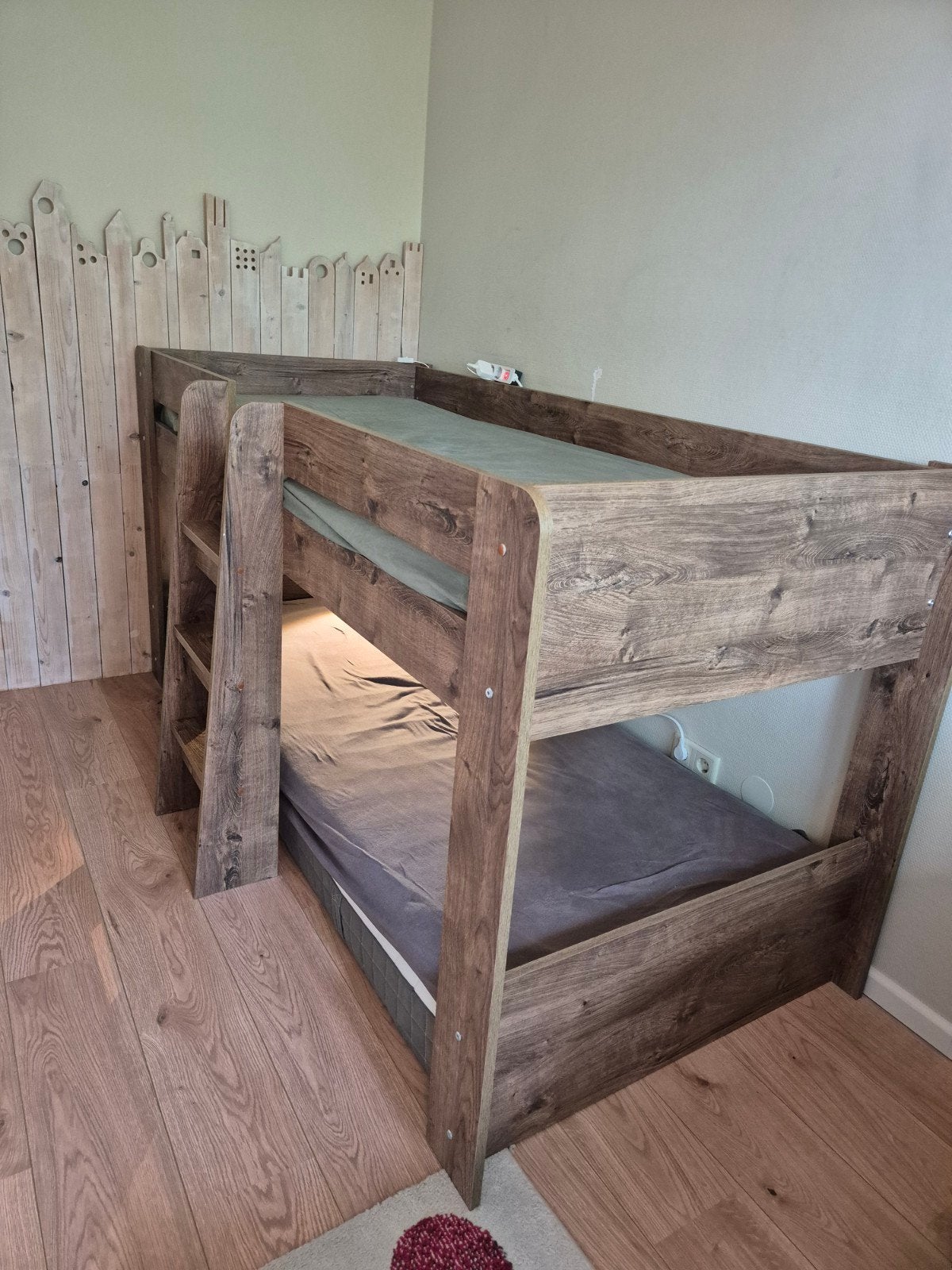 halfhoogslaper met uitschuifbaar bureau en kastje, Huis en Inrichting, Slaapkamer | Stapelbedden en Hoogslapers, Ophalen, 90 cm