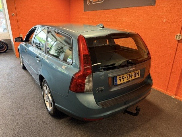 Volvo V50 1.8 / EDITION I / VELE OPTIES / COMPLEET ONDERHOUD, Auto's, Volvo, Voorwielaandrijving, 125 pk, Gebruikt, Beige
