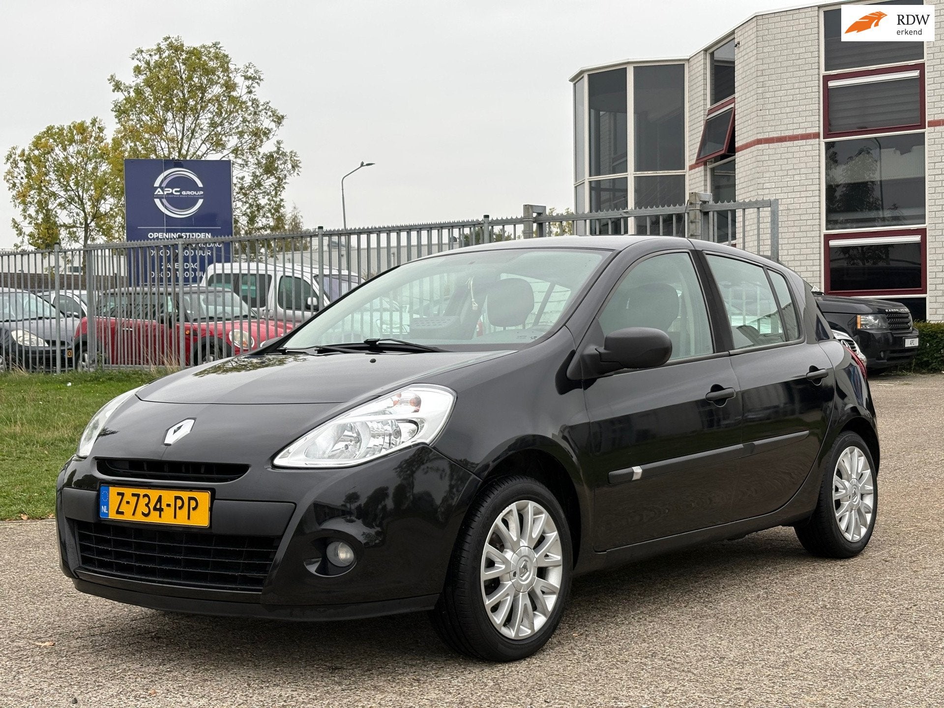 Renault CLIO 1.2 Collection / CarPlay / EXPORT/HANDEL, Auto's, Voorwielaandrijving, Euro 5, Gebruikt, 4 cilinders