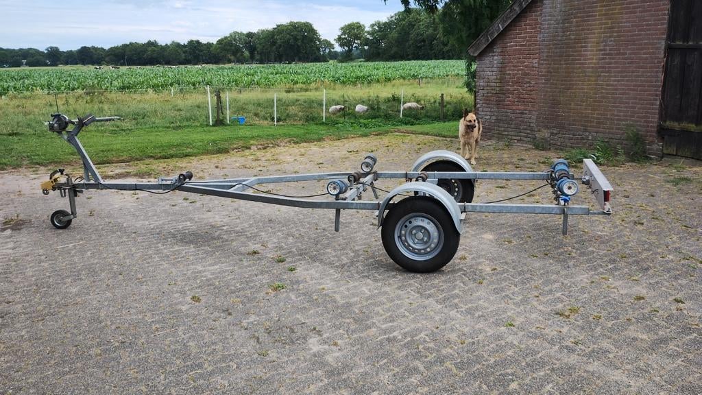 Boottrailer (kantel trailer), Watersport en Boten, Ophalen, Minder dan 1500 kg, Gebruikt, Minder dan 6 meter