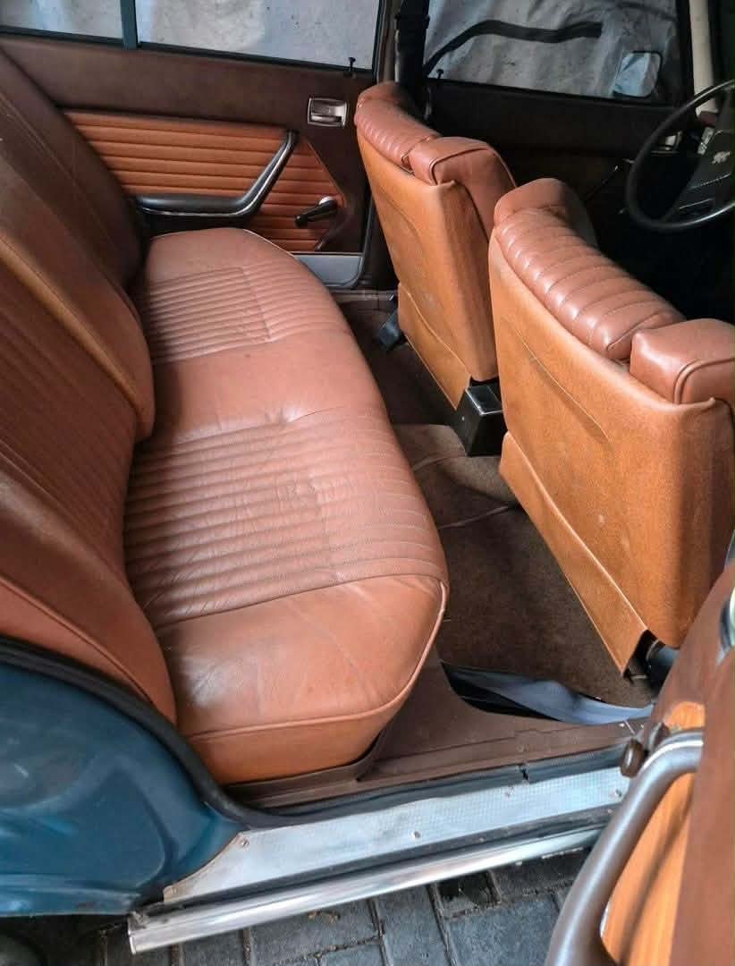 Peugeot 504 Interieur gezocht, Auto-onderdelen, Ophalen of Verzenden, Gebruikt, Peugeot
