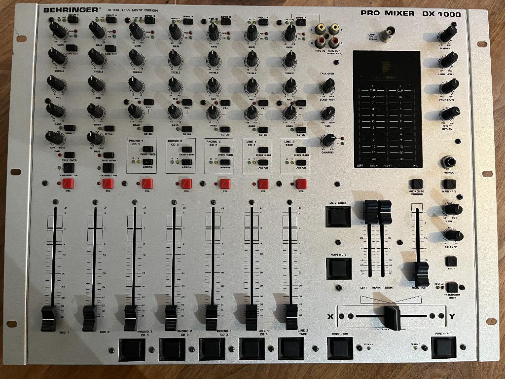 Behringer Pro Mixer DX 1000, Muziek en Instrumenten, Verzenden, Gebruikt, Dj-set, Behringer