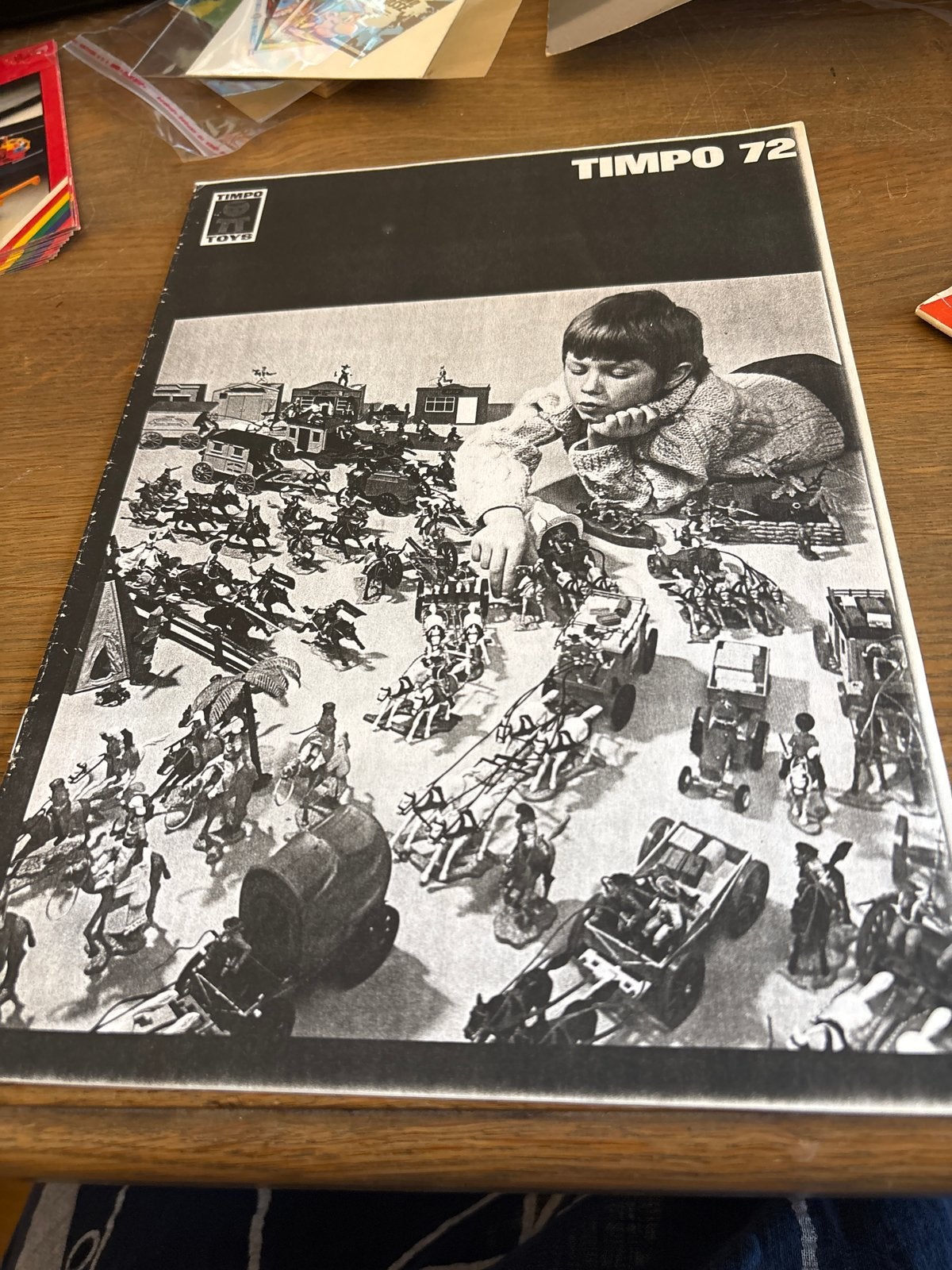 Timpo Toys Catalogus 1972 - Vintage Speelgoed, Ophalen of Verzenden, Gelezen, Catalogus