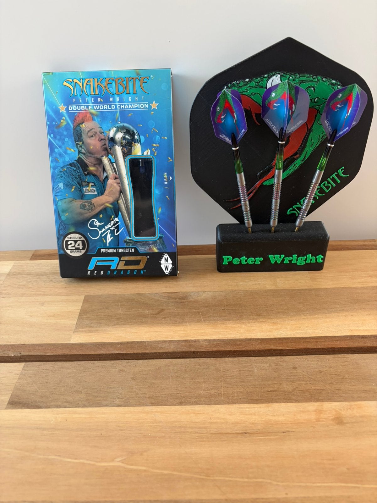 Peter Wright - Snakebite Double WC Red Dragon 24gr + Stand., Ophalen of Verzenden, Nieuw, Pijlen