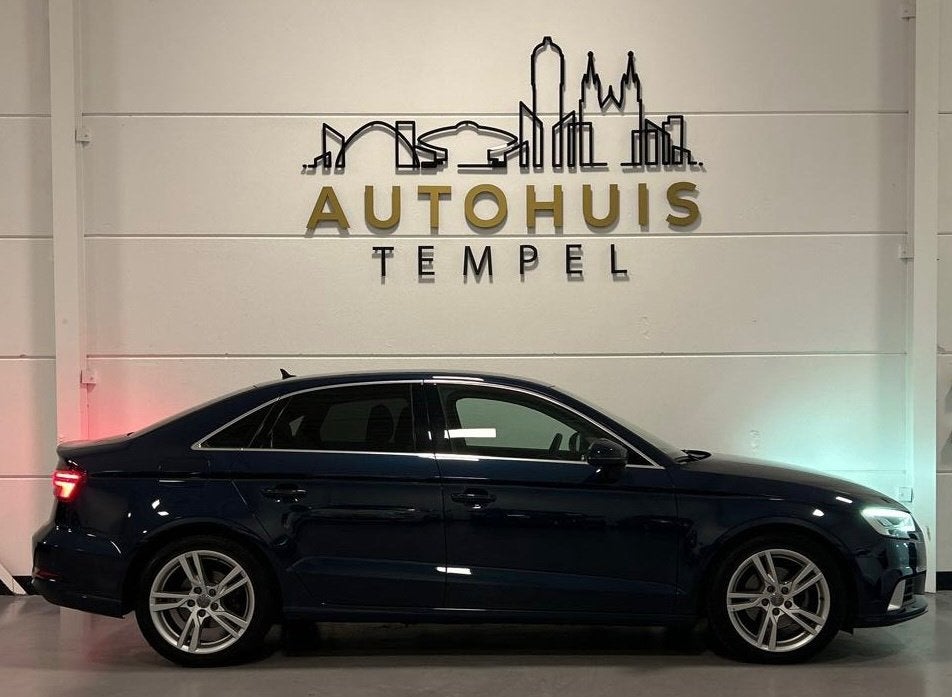 Audi A3 Limousine 35 TFSI CoD S Line Advance Nap Virtual Air, Auto's, Audi, Stof, Euro 6, 4 cilinders, 150 pk