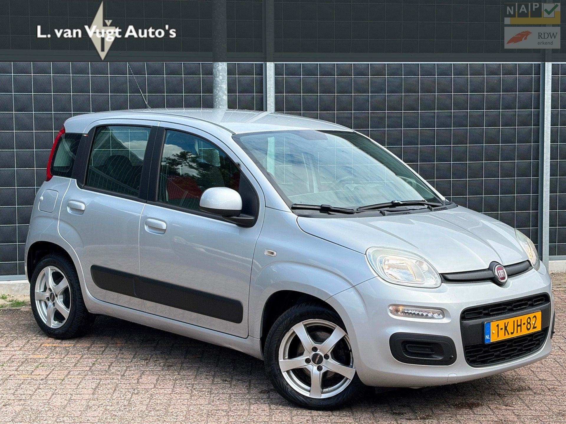 Fiat Panda 0.9 TwinAir |Easy |LAGE KM STAND ! | 1 jaar garan, Euro 5, Gebruikt, 31 €/maand, Panda