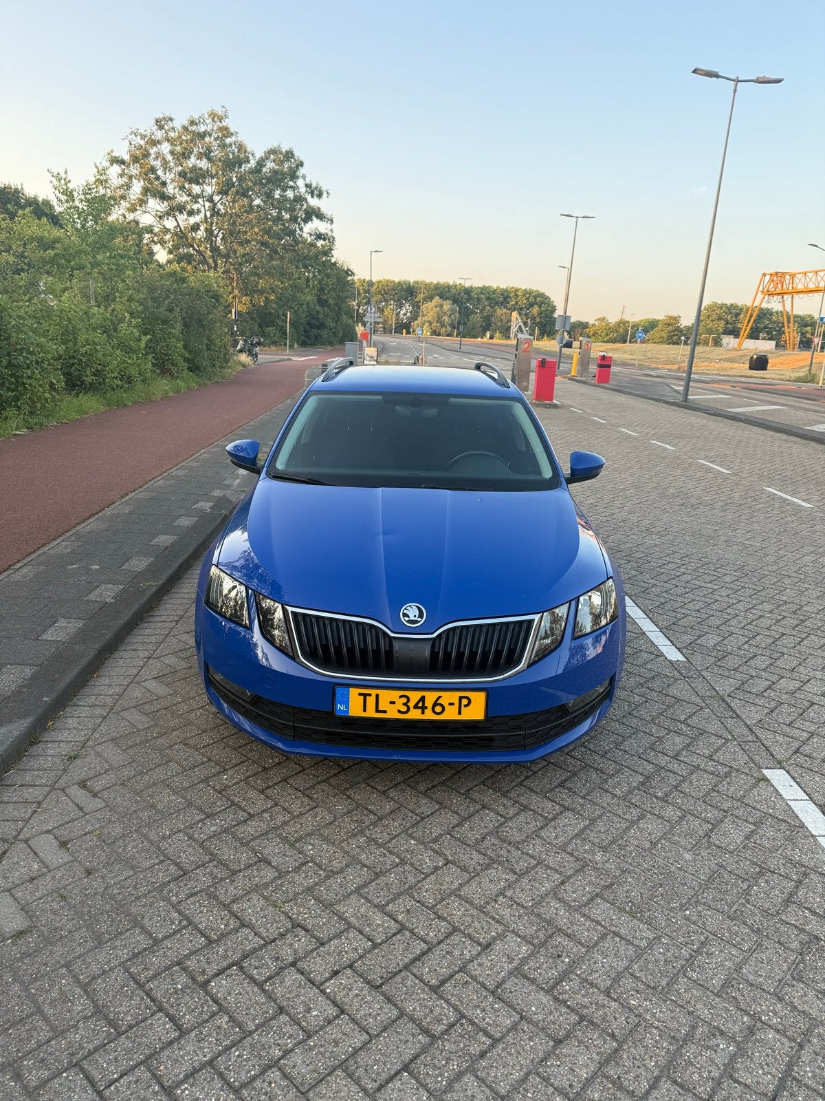 Skoda Octavia 1.6 TDI Greentech 115pk Dsg-7 2018 Blauw, Auto's, 4 cilinders, Blauw, Origineel Nederlands, Stationwagon
