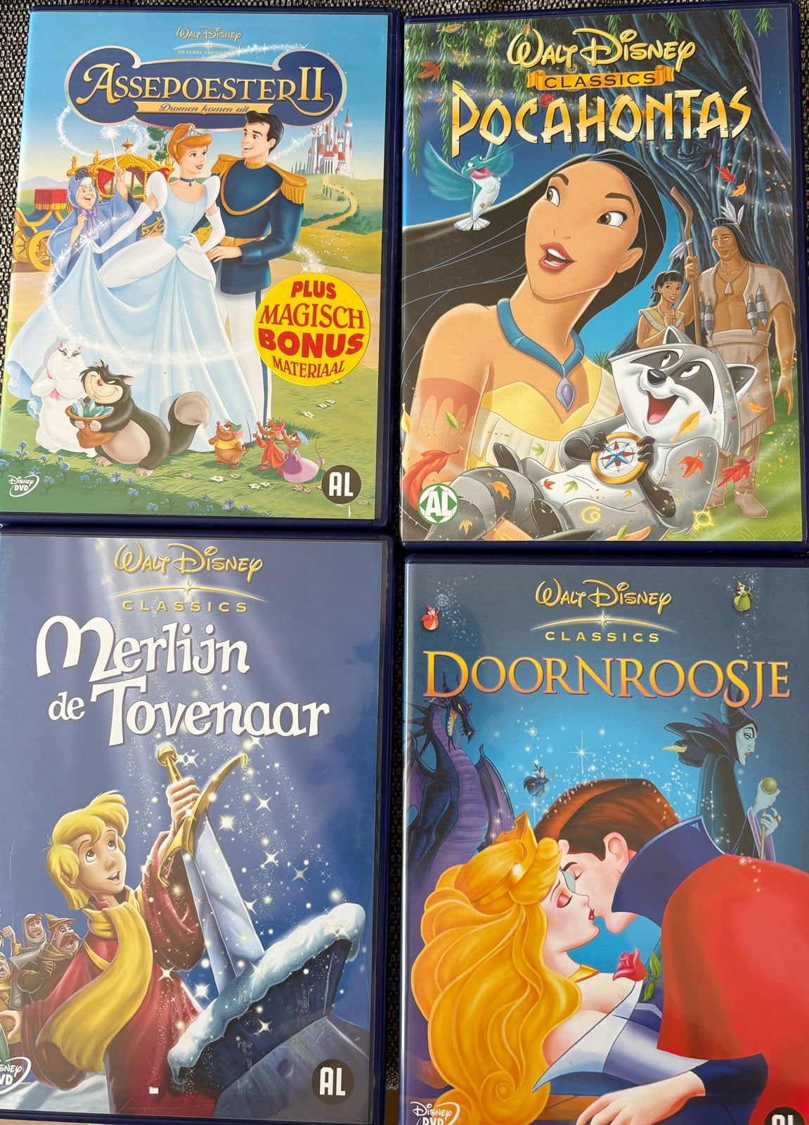 Disney Classics DVD's: Assepoester II, Pocahontas, Merlijn,, Ophalen, Animatie, Nederlands, Nederlands