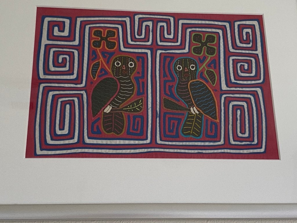 Mola, Kuna kunst uit Panama, Antiek en Kunst, Ophalen, Ingelijst, Rood, Overige herkomsten