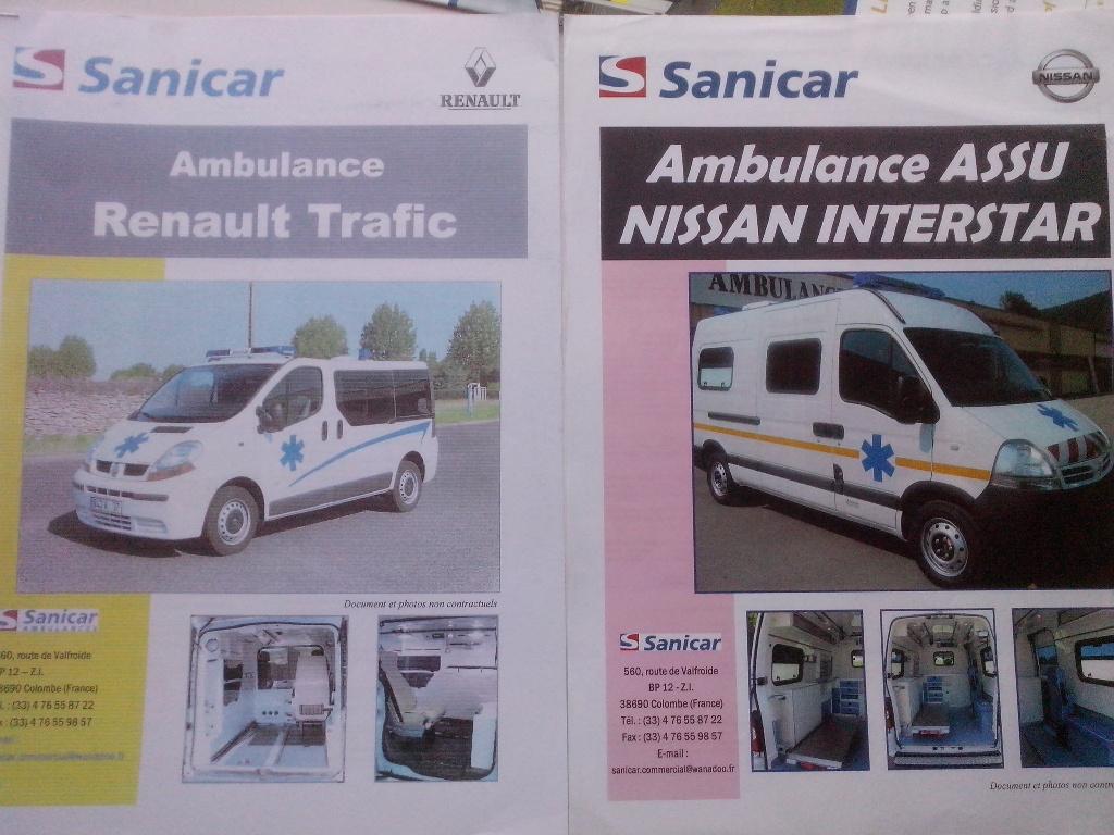 7x Ambulance brochures folders Visser Renault Nissan Altas, Ophalen of Verzenden, Zo goed als nieuw, Renault