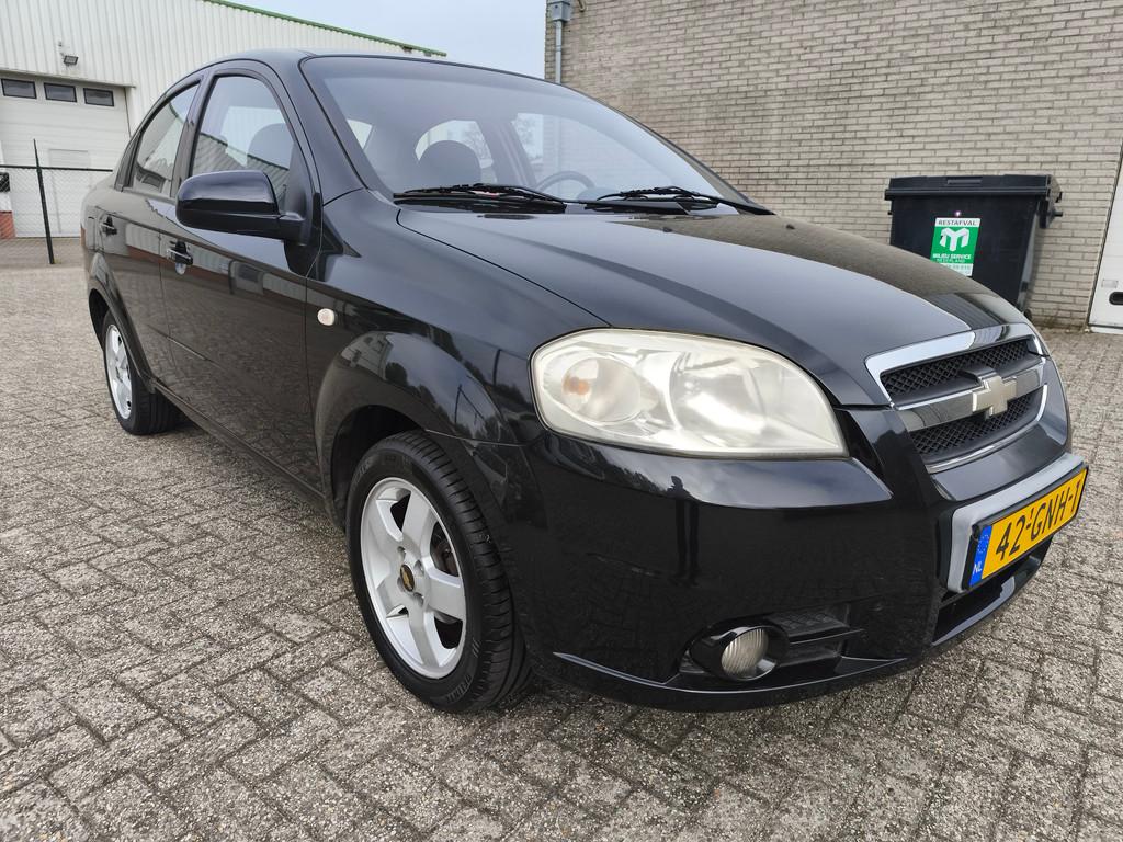 Chevrolet Aveo 1.4 16V Class Automaat (bj 2008), Auto's, Chevrolet, Aveo, 4 cilinders, 400 kg, Zwart