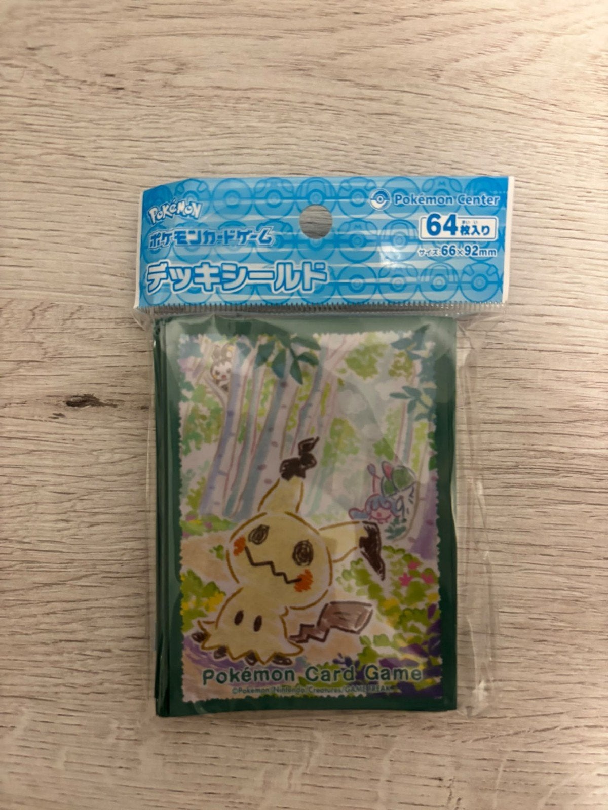 Pokémon Mimikyu Card Sleeves - Nieuw, Ophalen of Verzenden, Nieuw, Sleeves of Kaarthoesjes