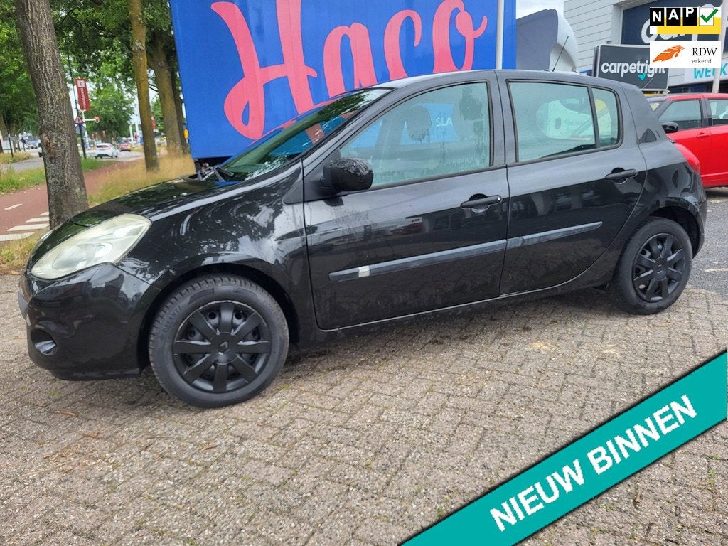 Renault Clio 1.2 TCe Special Line Trekhaak airco, Auto's, Renault, Voorwielaandrijving, Gebruikt, 4 cilinders, Origineel Nederlands