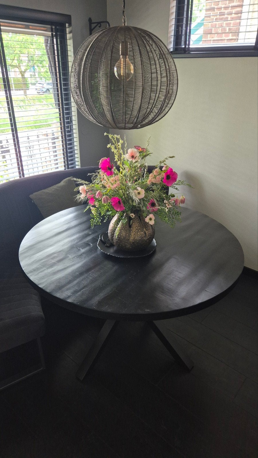 Eettafel, zwart 130cm, Huis en Inrichting, Ophalen, Rond, Zo goed als nieuw, 100 tot 150 cm