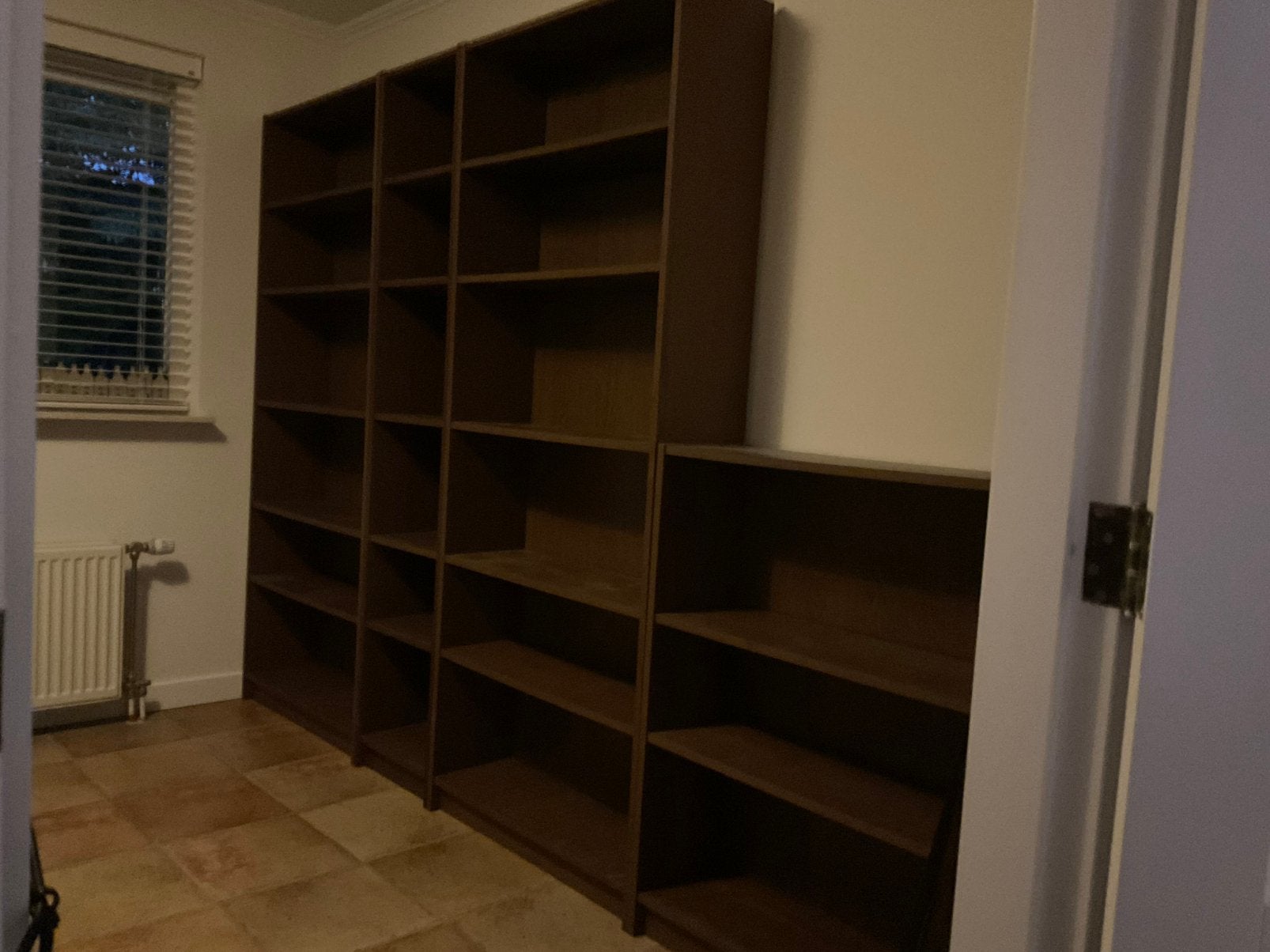 Merk Ikea, type Billy, kastenwand in bruin, Ophalen, Met plank(en), 200 cm of meer, 50 tot 100 cm