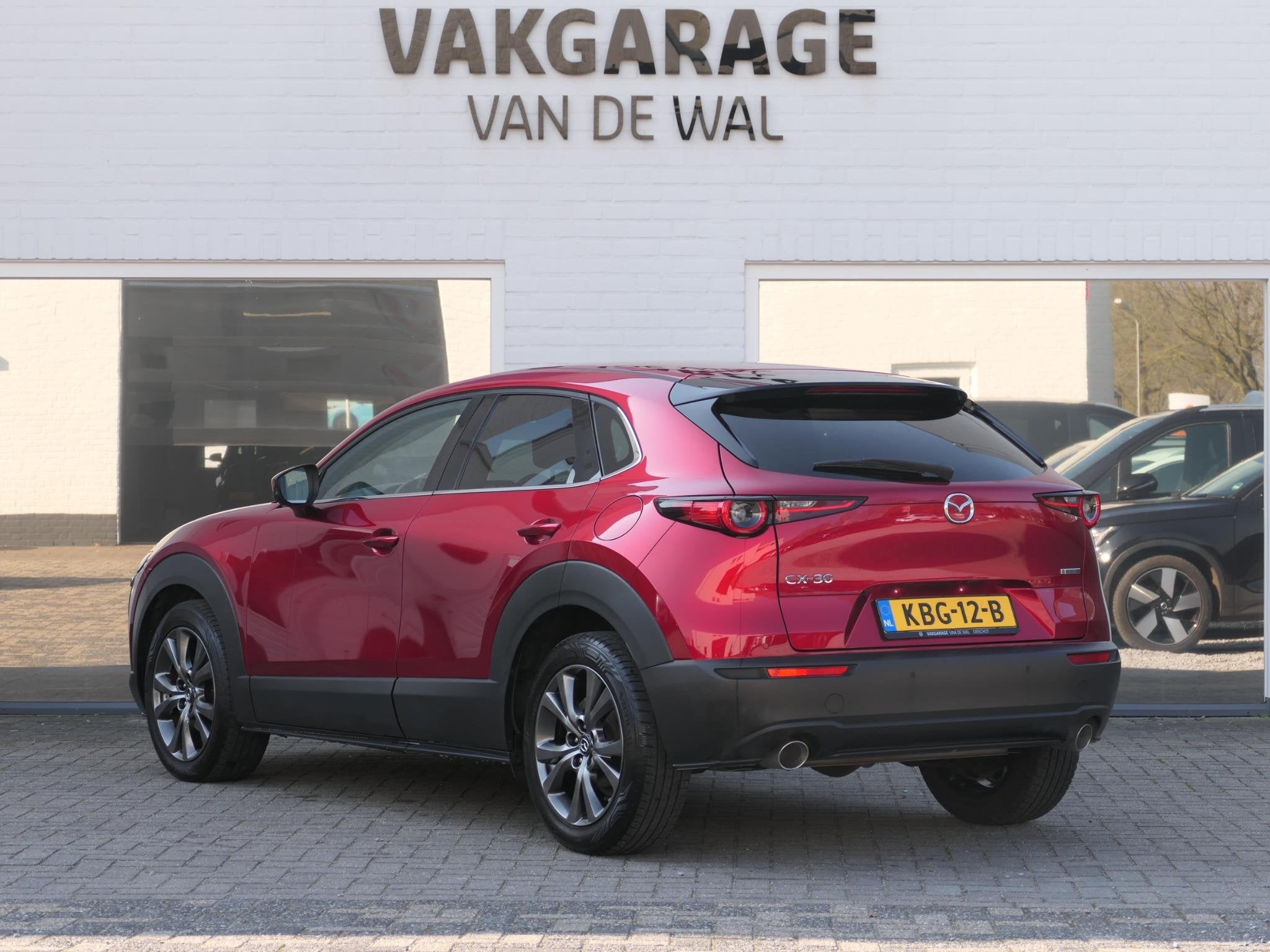 Mazda CX-30 2.0 e-SkyActiv-X M Hybrid Selection | 360-came, Auto's, Mazda, 1998 cc, Stof, Gebruikt, Bedrijf