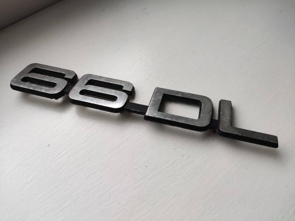 Volvo 66DL embleem logo, Ophalen of Verzenden