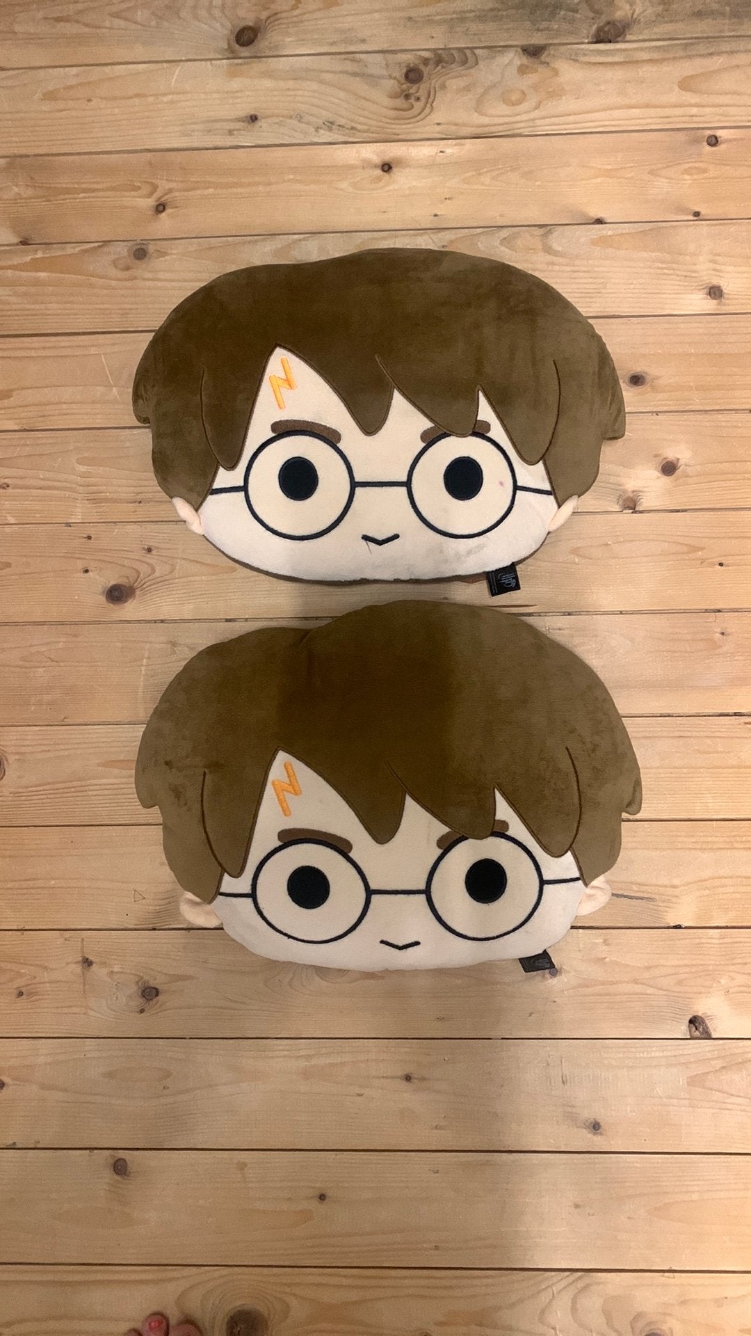 Twee harry potter knuffel kussens, Ophalen of Verzenden, Gebruikt, Kleed of Kussen