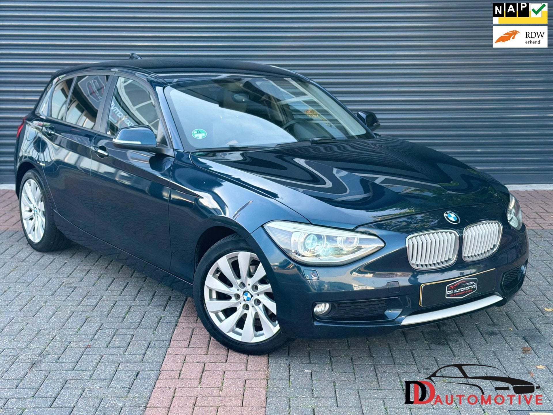 BMW 1-serie BMW 1-serie 116i Business Clima | Pdc | Cruise |, 1-Serie, Gebruikt, 4 cilinders, Blauw