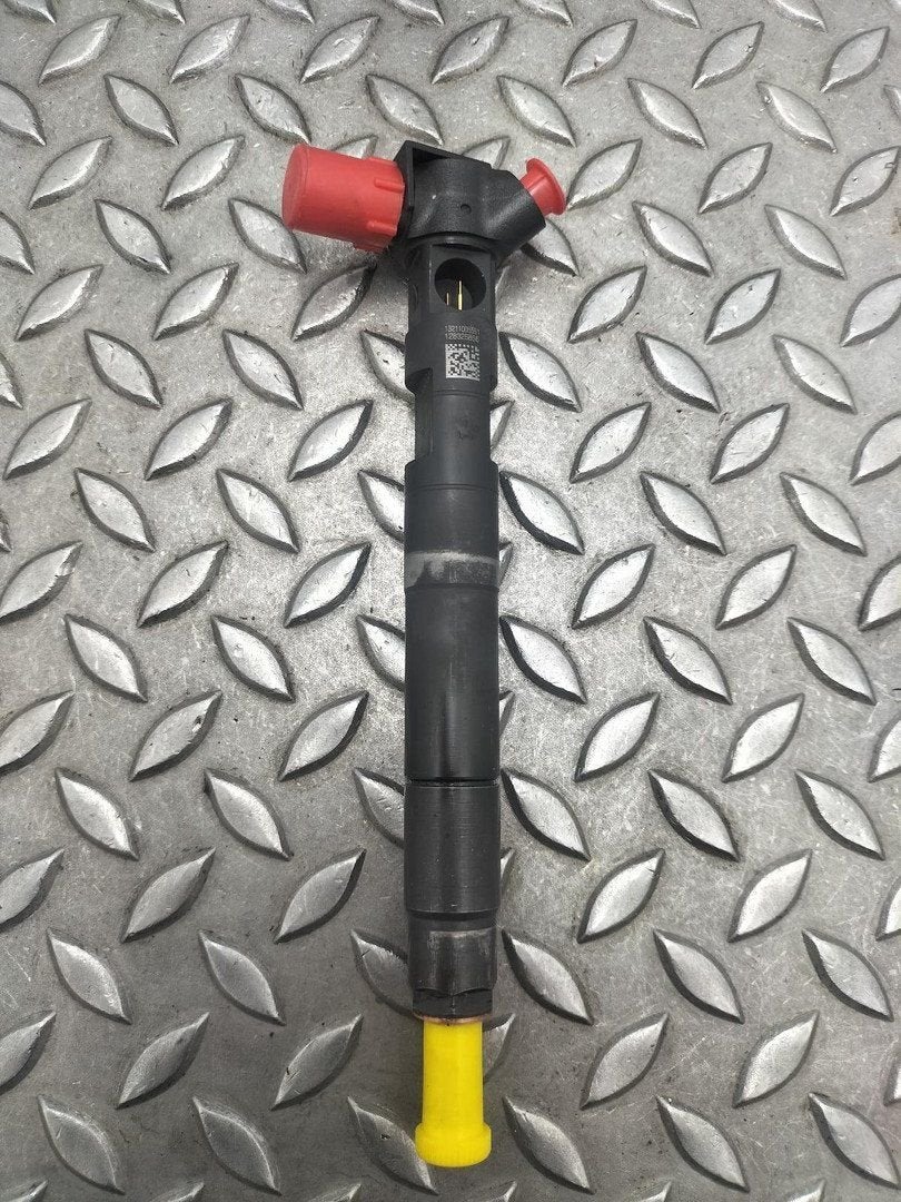 MERCEDES SPRINTER BRANDSTOF INJECTOR / VERSTUIVER 2016, Ophalen of Verzenden, Gebruikt, Stiba lid
