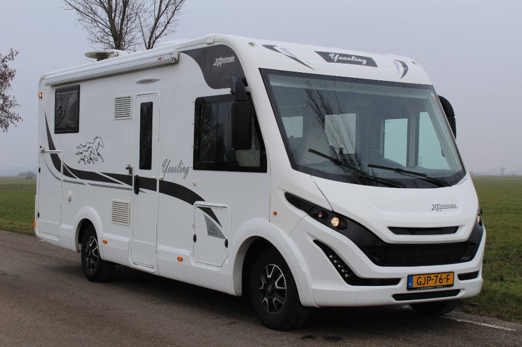Caravans And Camping Mclouis