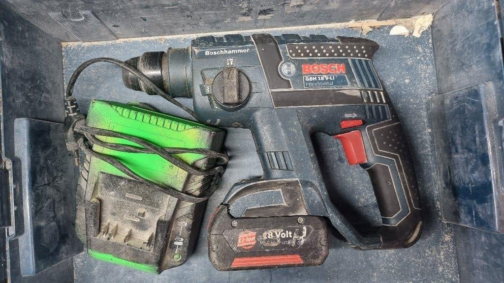 bosch accuklopboormachine 18v profesional, Ophalen, Gebruikt, Boormachine, Variabele snelheid