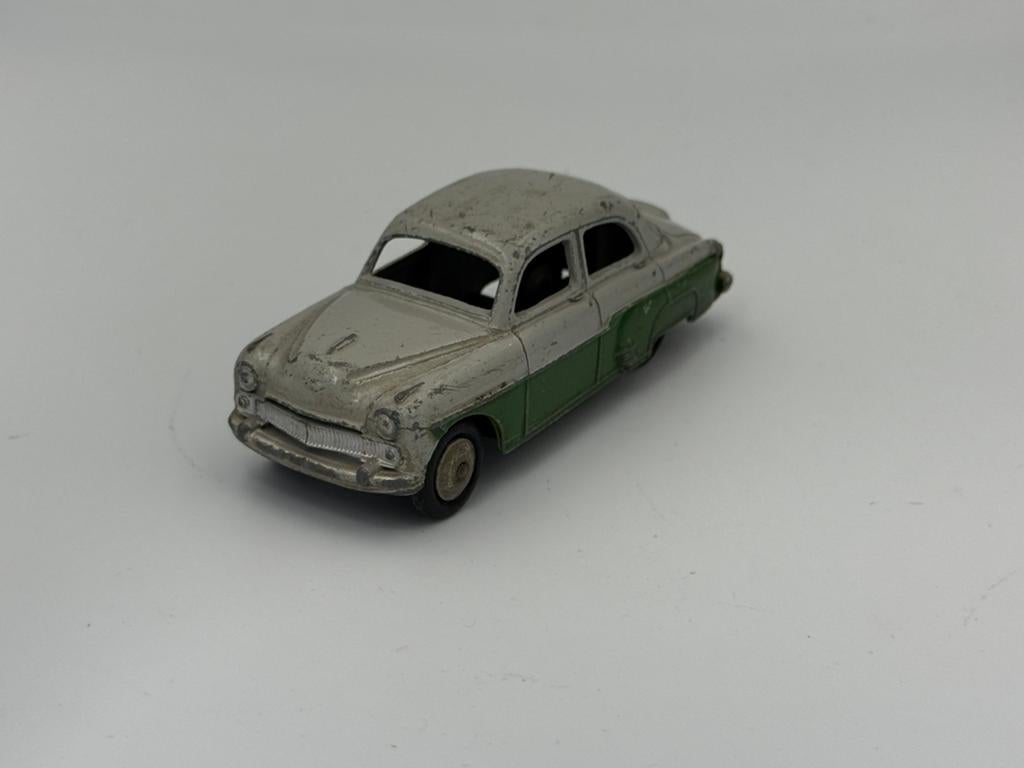 Dinky Toys Vauxhall Cresta, Ophalen of Verzenden, Zo goed als nieuw, Auto, Dinky Toys