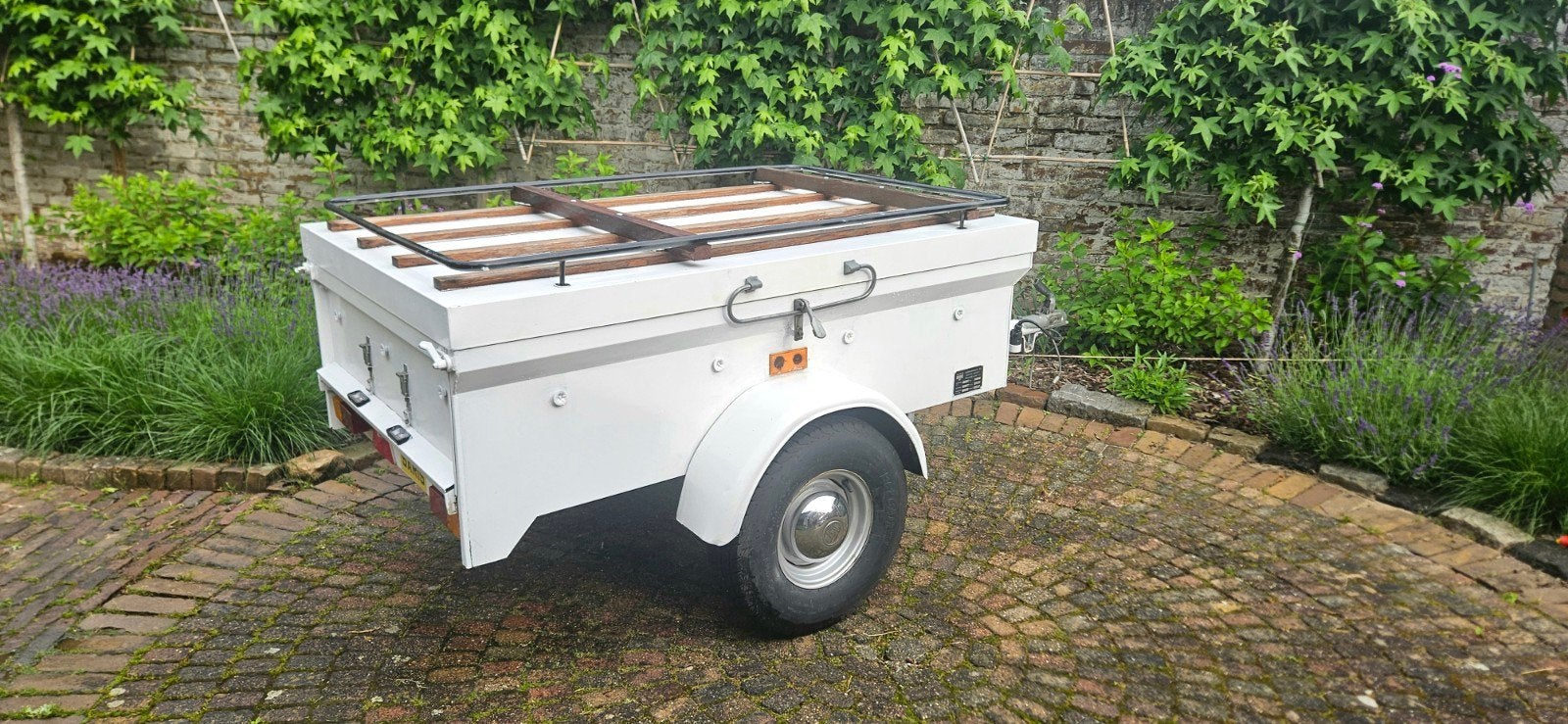 Saris bagagewagen aanhanger met deksel in zeer goede staat, Ophalen, Gebruikt