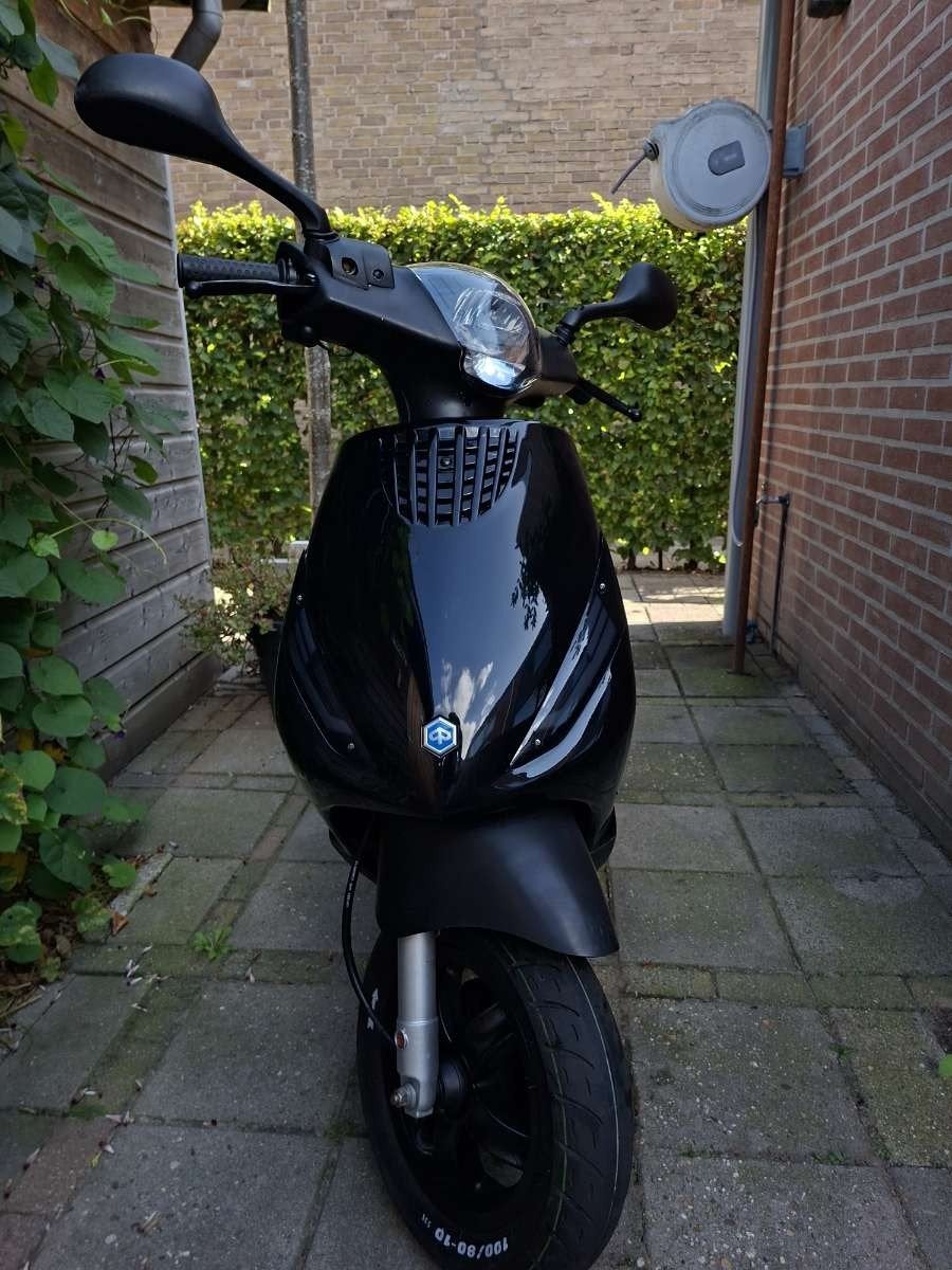 Piaggio Zip 50cc 4-takt iGET 2020 -, Gebruikt, Maximaal 45 km/u, Zip, Ophalen of Verzenden