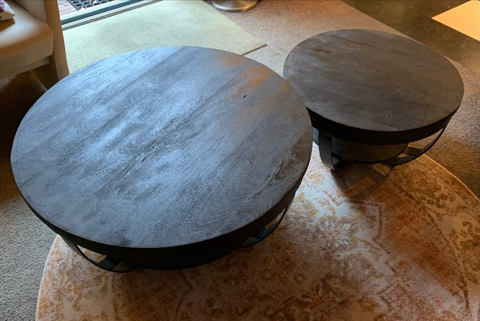 Set van 2 ronde salontafels Paras, 90/65 cm hout en metaal, Ophalen, Gebruikt, 50 tot 100 cm, Country