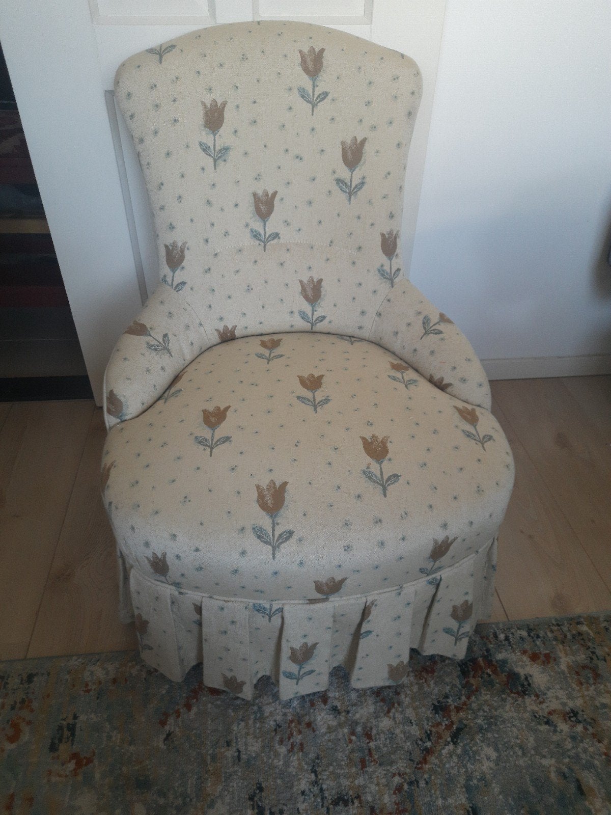 Antieke Breistoel met Bloemenpatroon, Ophalen