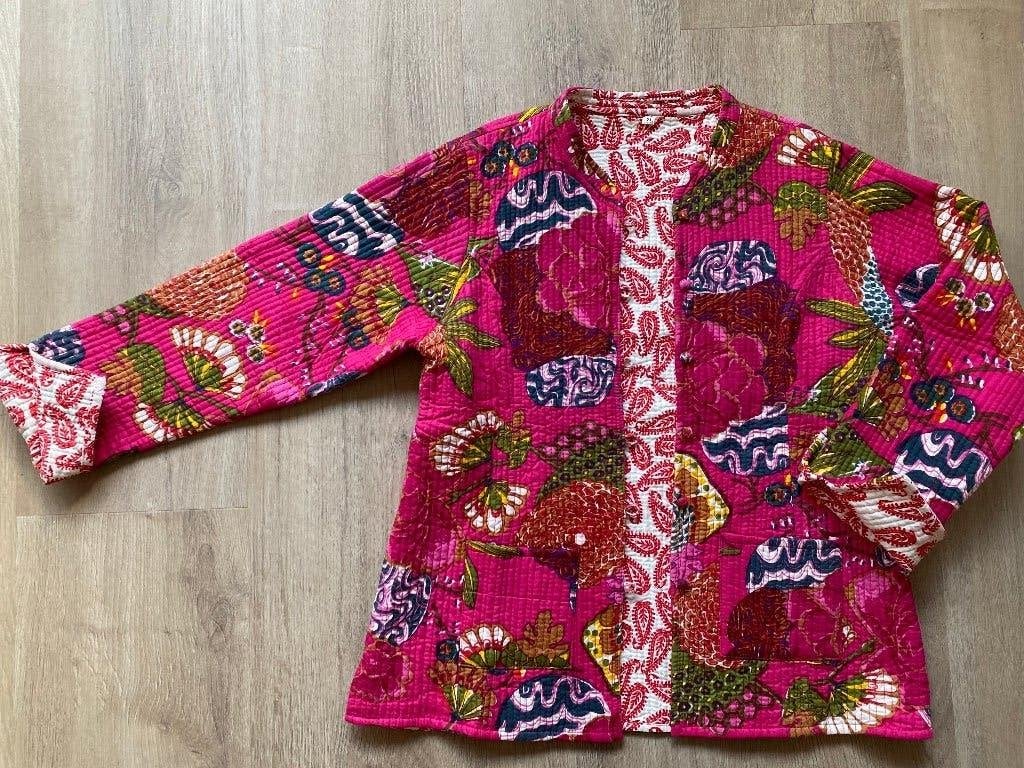 Kantha Guilt Jasje | gewatteerd | bloemen | maat M/L, Kleding | Dames, Maat 38/40 (M), Nieuw, Ophalen of Verzenden, Jasje