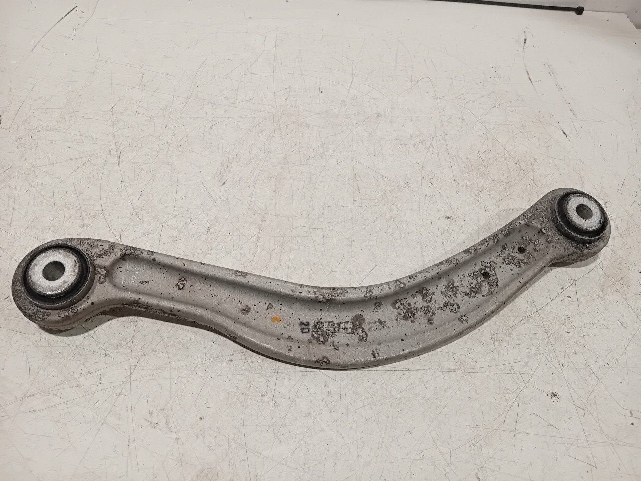 Draagarm rechts achter Mercedes-Benz C-Klasse, Onderdelen@venauto.nl, Van der Ven Autorecycling B.V., Gebruikt, Ettenseweg 76, 4706 PB Roosendaal, The Netherlands