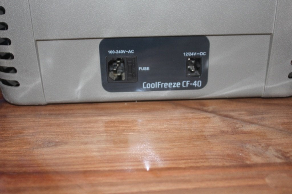 Waeco kloelbox CF40, Ophalen, Zo goed als nieuw, Koelbox, Compressor