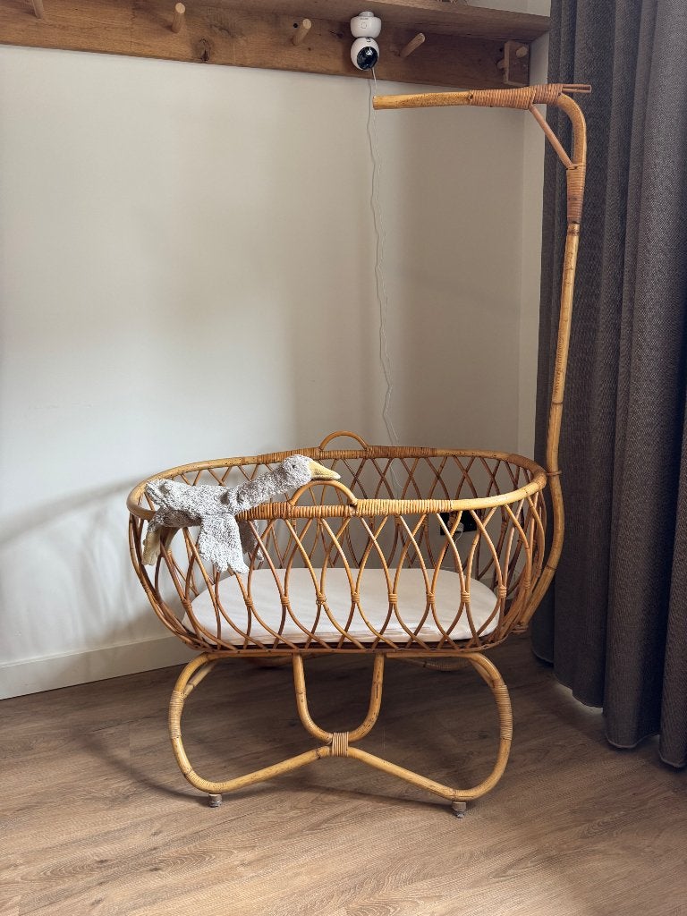 Rotan wieg, Kinderen en Baby's, Ophalen, Gebruikt, Minder dan 140 cm, Matras