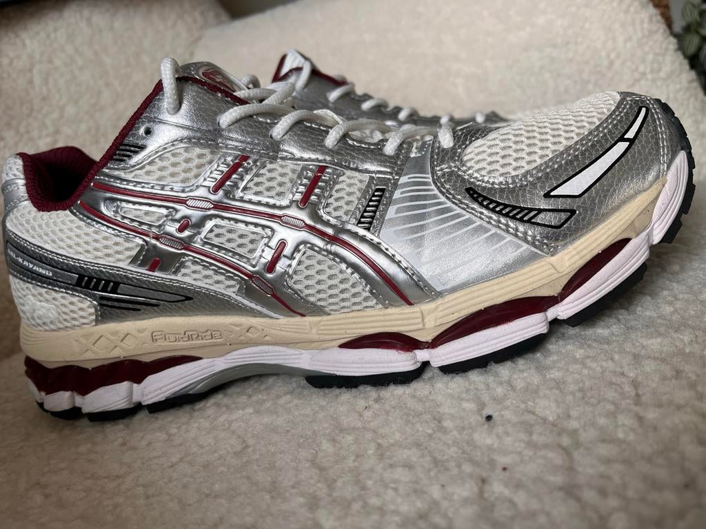 Asics Kayano 12.1 Kith/Fieg Beige Zilver, nieuw, Maat 44, Overige kleuren, Nieuw, Ophalen of Verzenden, Sneakers of Gympen