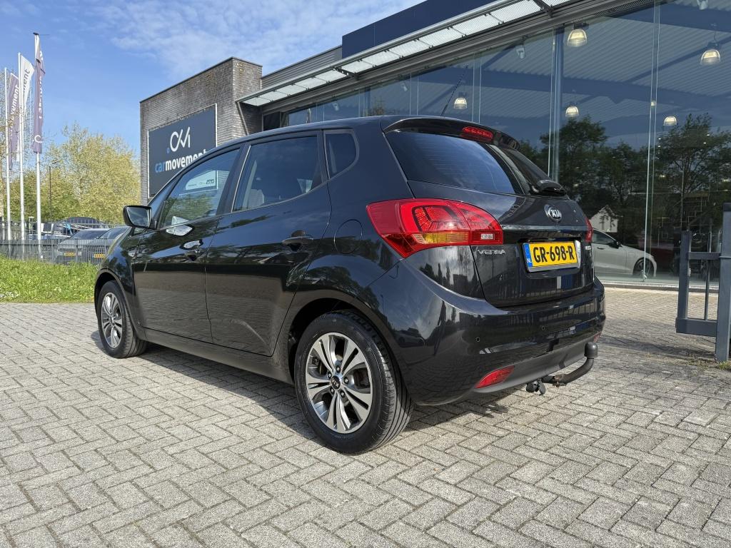 Kia Venga 1.6 CVVT DynamicPlusline | Navi | Cruise | Camera, Auto's, Gebruikt, 4 cilinders, Leder en Stof, Zwart