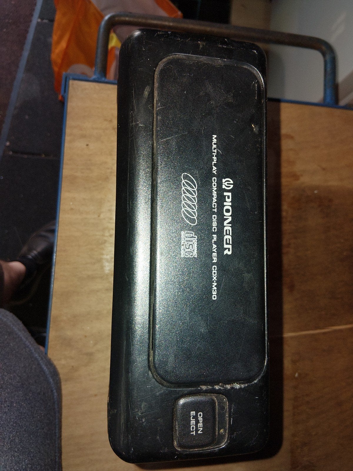 Pioneer CDX-M90 Multi-Play Compact Disc Player, Auto diversen, Ophalen of Verzenden, Gebruikt