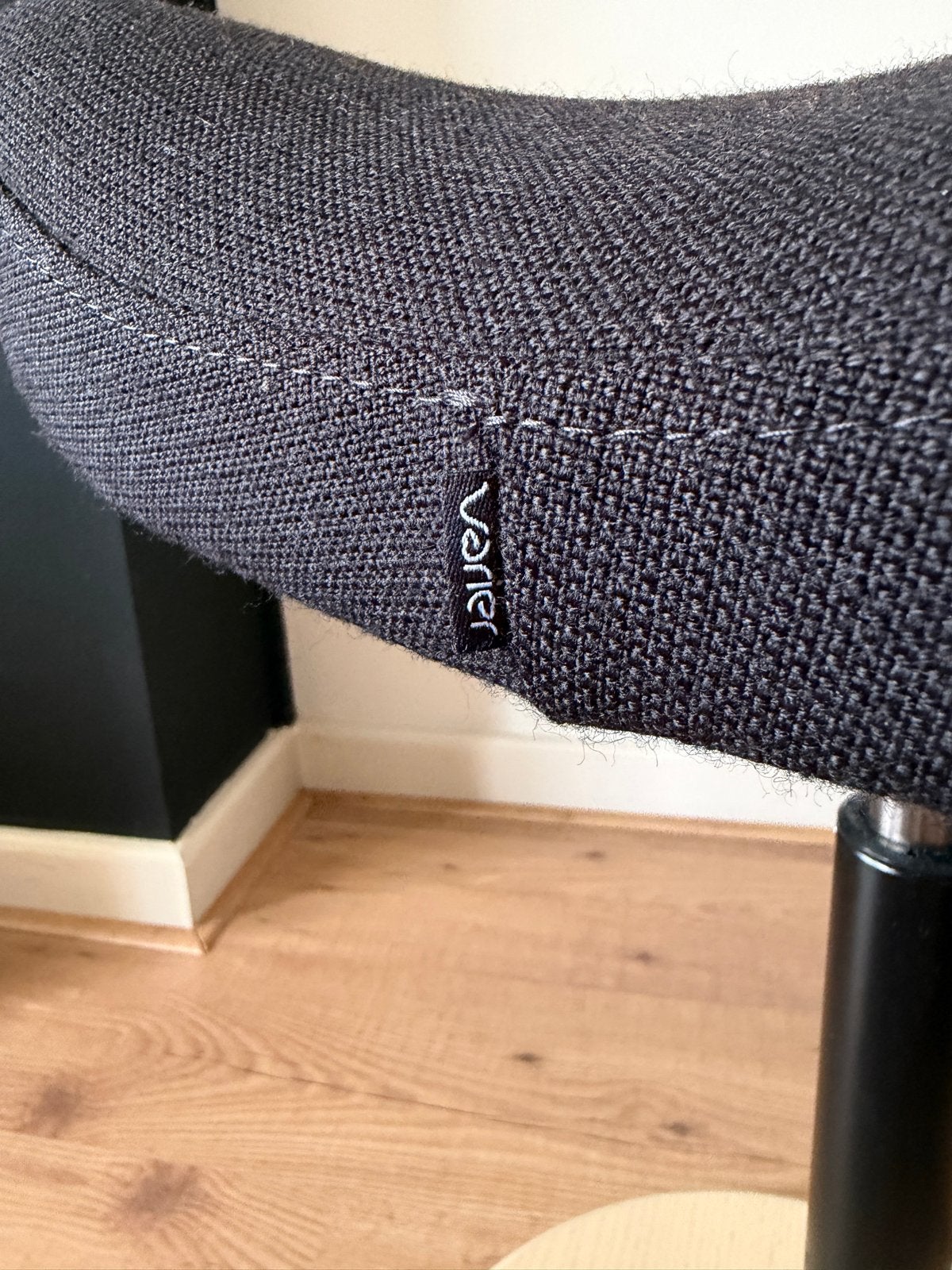 Varier Move ergonomische kruk - Z.G.A.N., Huis en Inrichting, Ophalen, In hoogte verstelbaar, Zo goed als nieuw, Hout