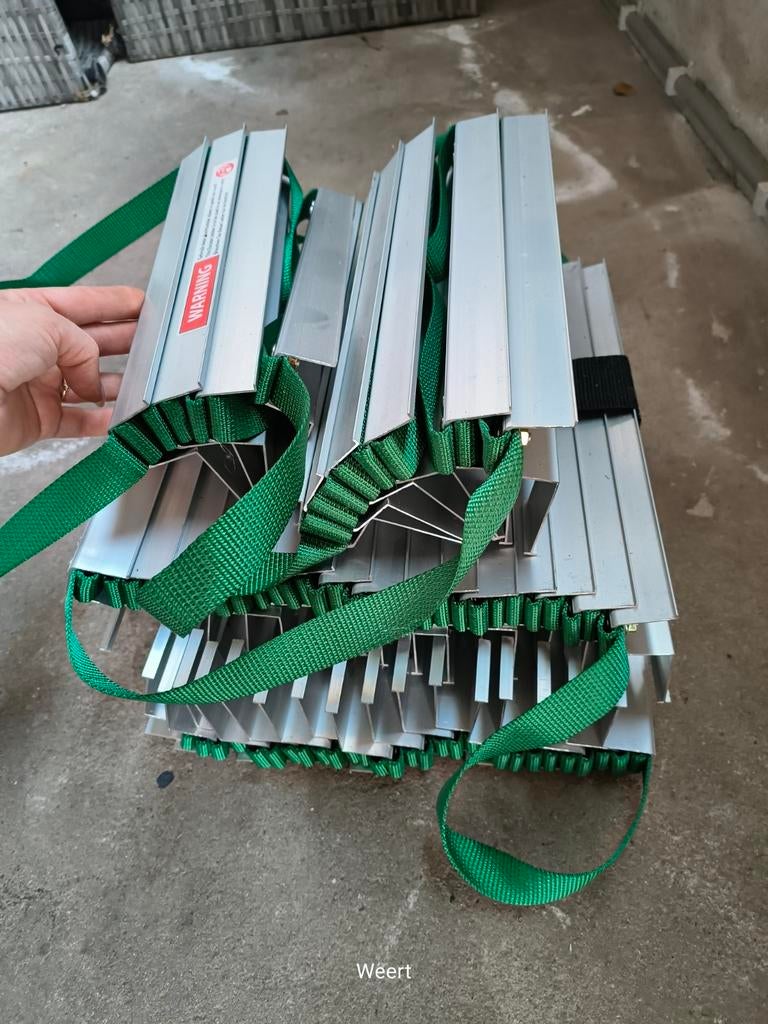 Vluchtladder 16 meter opvouwbaar, Doe-het-zelf en Verbouw, Ophalen