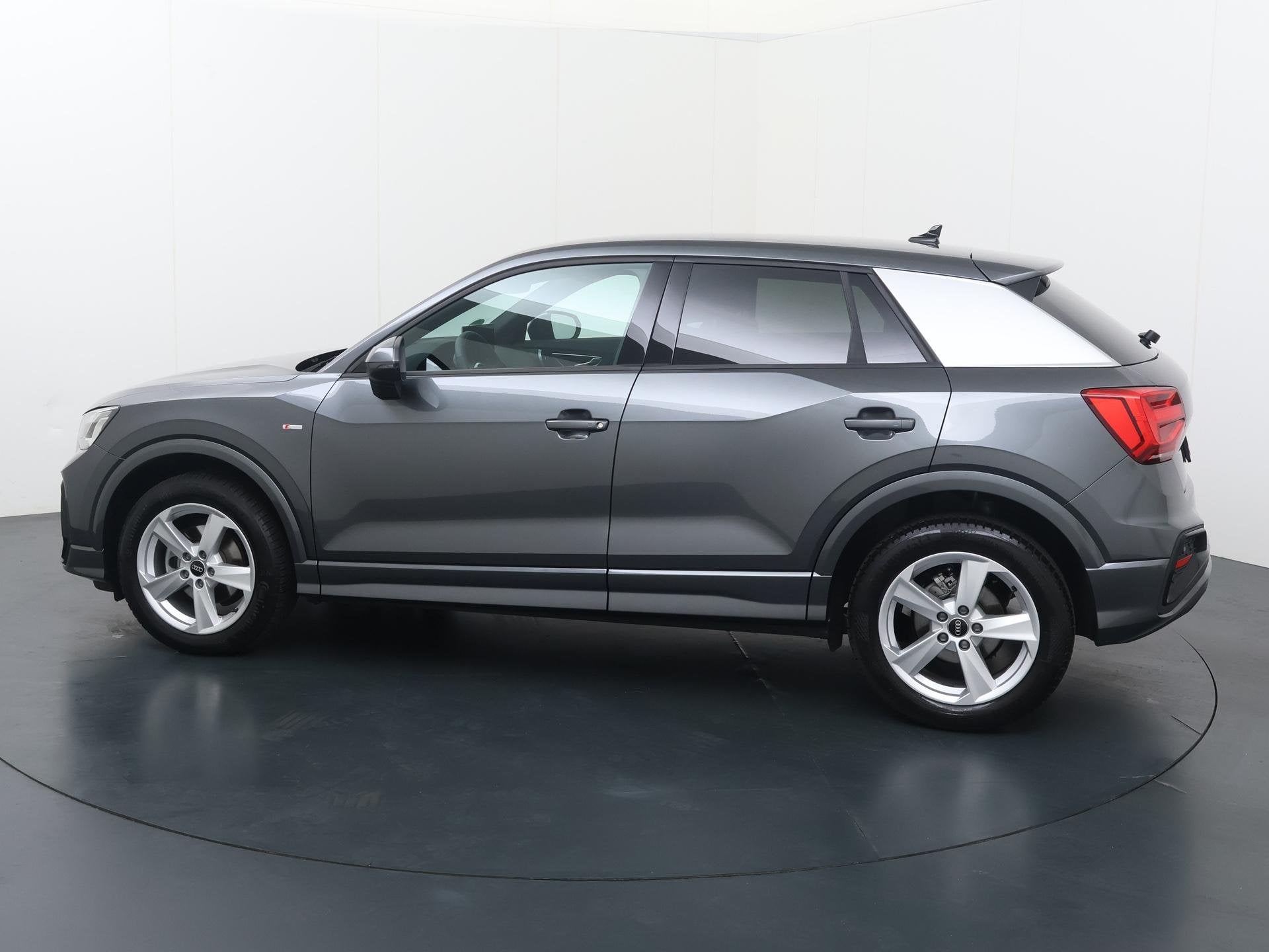 Audi Q2 35 TFSI S Edition | 150 PK | Automaat | Achteruitrij, Auto's, Audi, 12 maanden, 4 cilinders, Leder en Stof, Origineel Nederlands