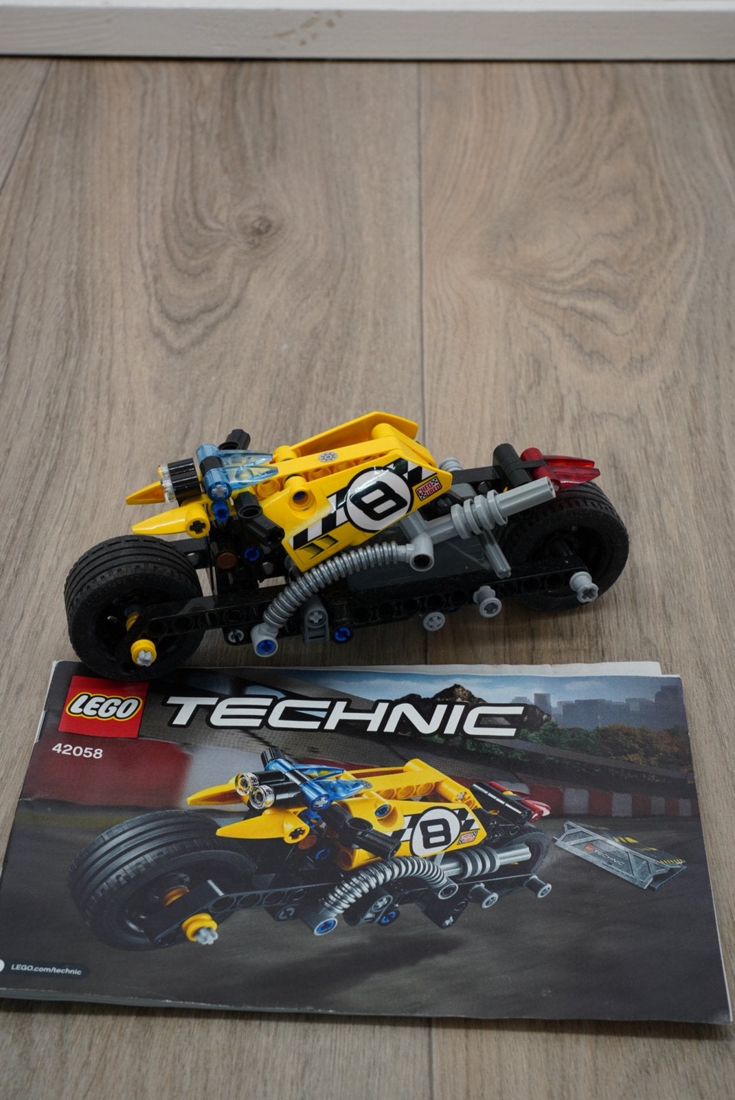 Lego stuntmotor 42058, Ophalen of Verzenden, Zo goed als nieuw