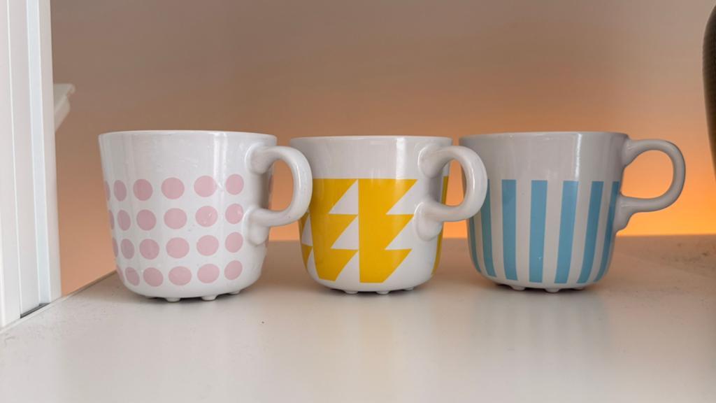 Set van 3 IKEA kopjes, Huis en Inrichting, Keuken | Servies, Keramiek, Ophalen of Verzenden, Zo goed als nieuw, Overige stijlen