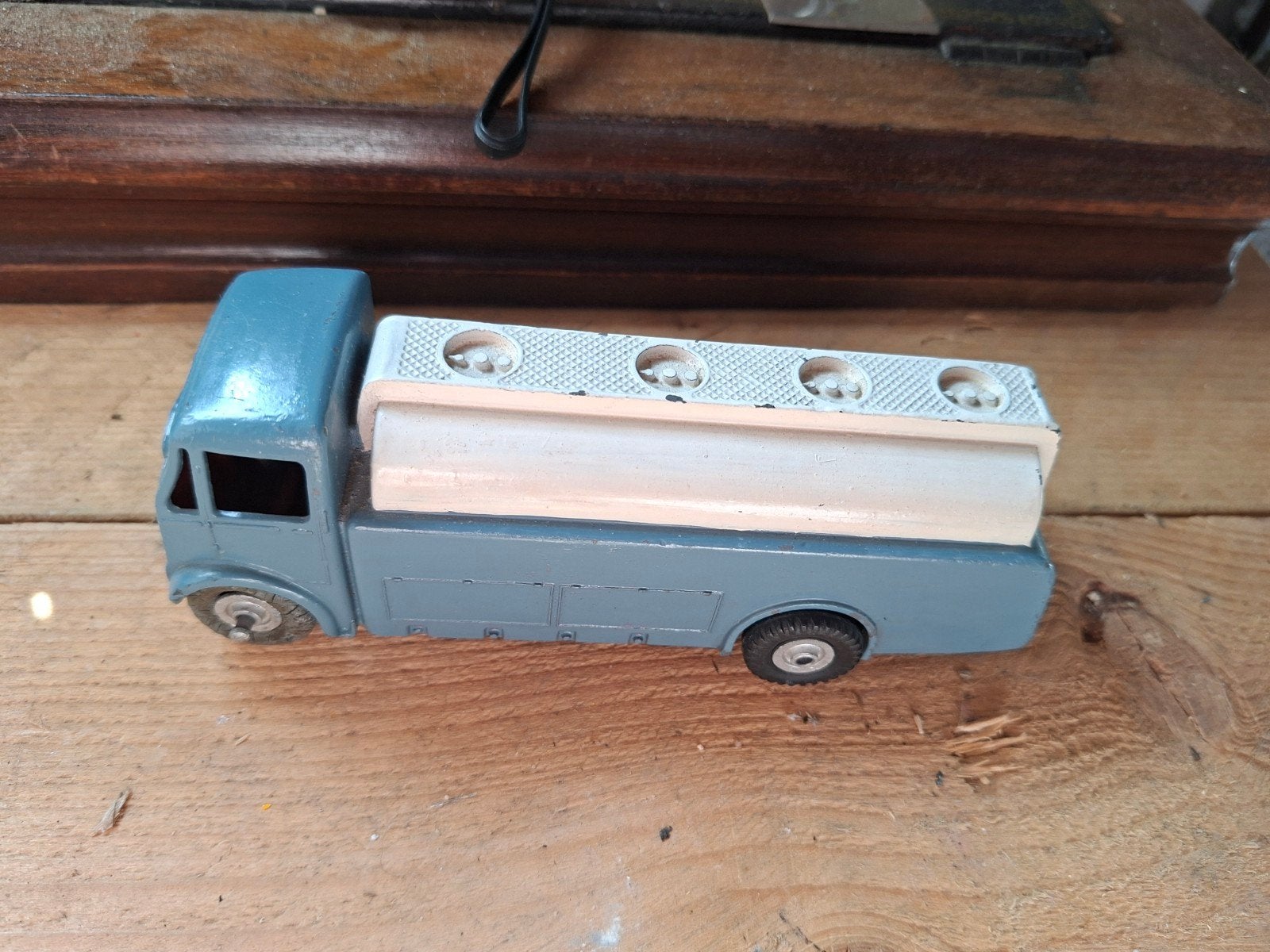 Dinky Toys AEC Monarch Thompson Tanker (Vintage), Ophalen of Verzenden, Gebruikt