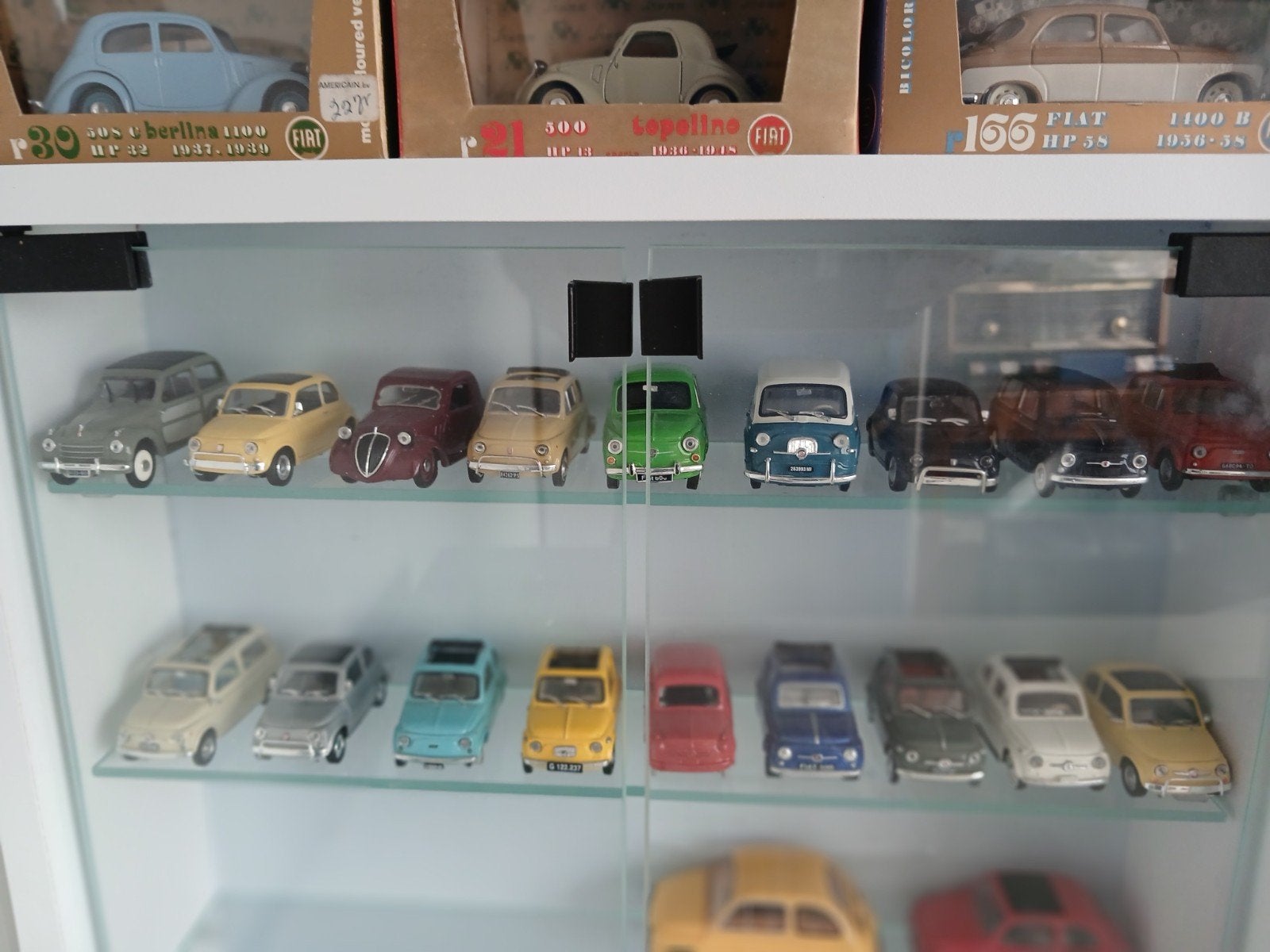 Verzameling van Fiat modelauto's (diverse modellen), Ophalen