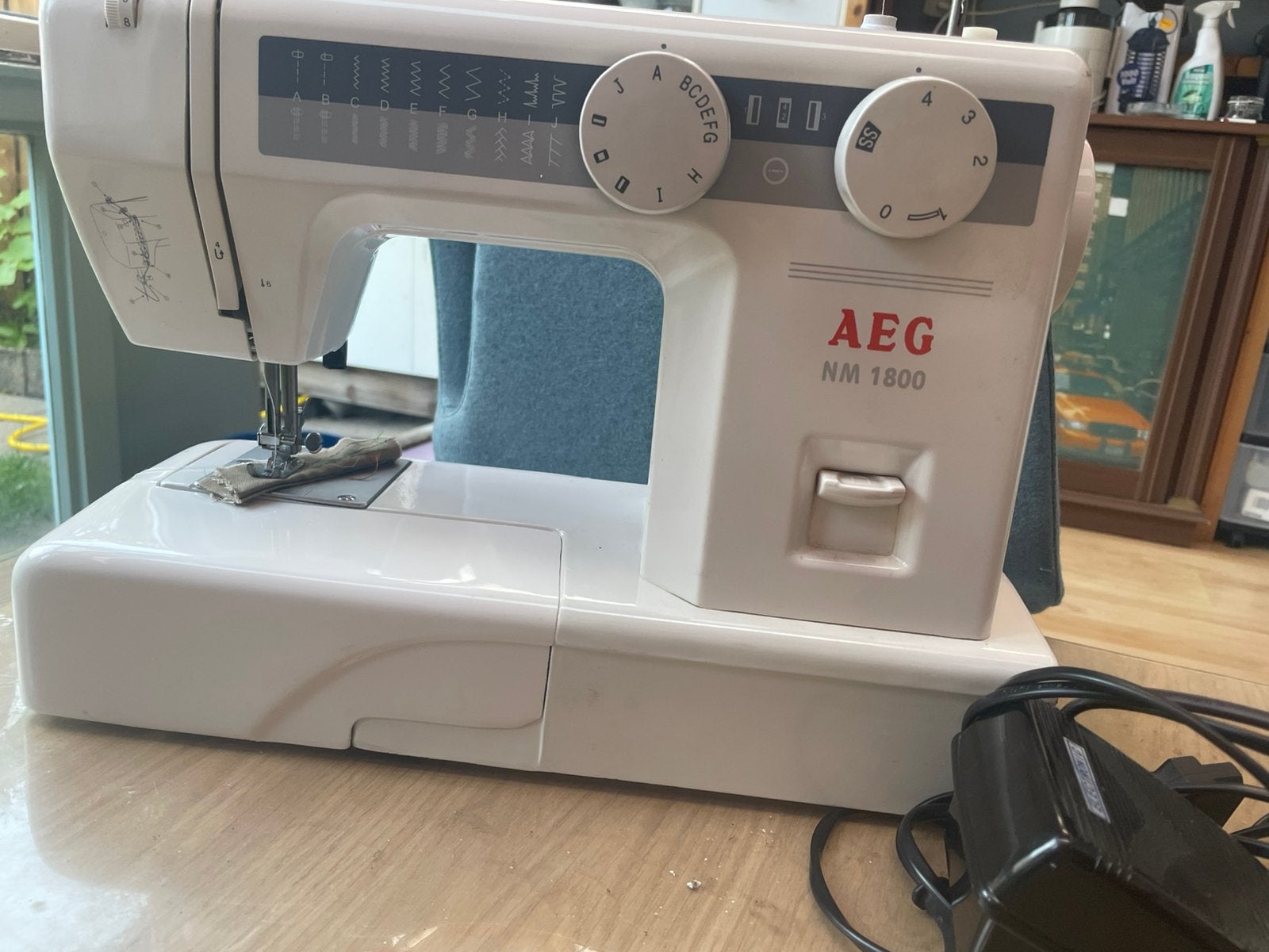 AEG naaimascine, Ophalen of Verzenden, Zo goed als nieuw, Naaimachine, Overige merken
