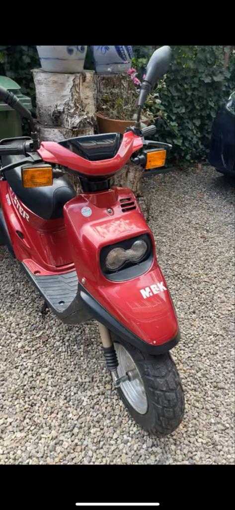 MBK Booster 1994, Fietsen en Brommers, Scooters | Yamaha, Zo goed als nieuw, Overige modellen, Tweetakt, Ophalen