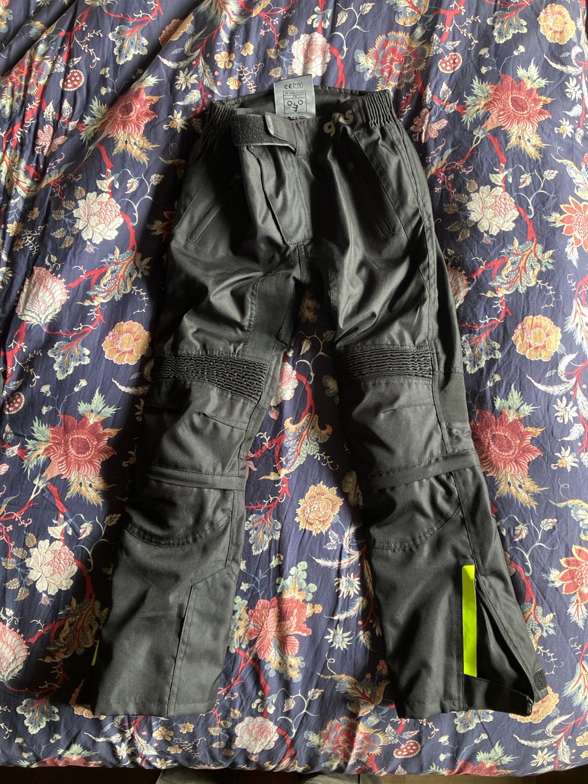 Motorpak: GMS broek en Modeka jas - Maat 152/164, Motoren, Ophalen of Verzenden, Tweedehands, Kinderen, Broek | textiel