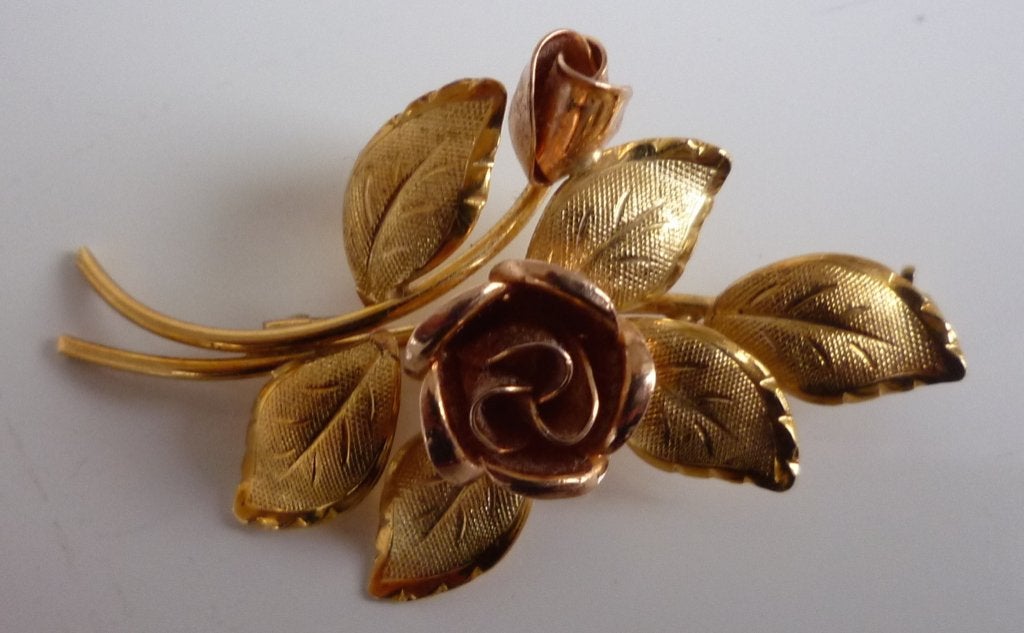 919 gouden broche van ontwerper teka, 4 tot 7 cm, Verzenden, Nieuw, Goud